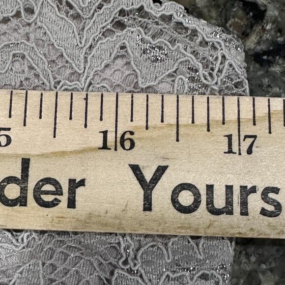 Ann Taylor LOFT Shirt Womens Medium Gray Silver Lace Tank Top Lined Sleeveless - Picture 5 of 8